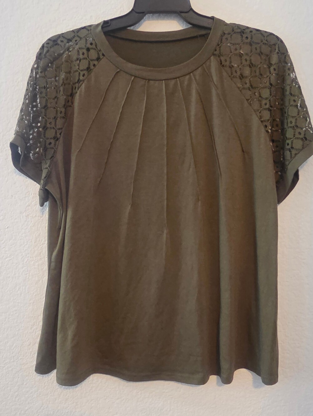 SHEIN Olive Green Short Sleeve Top with Lace Yoke